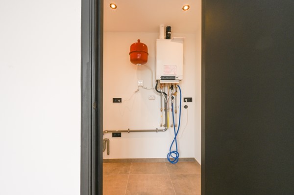 Medium property photo - Mathenesserdijk, 3027 AK Rotterdam
